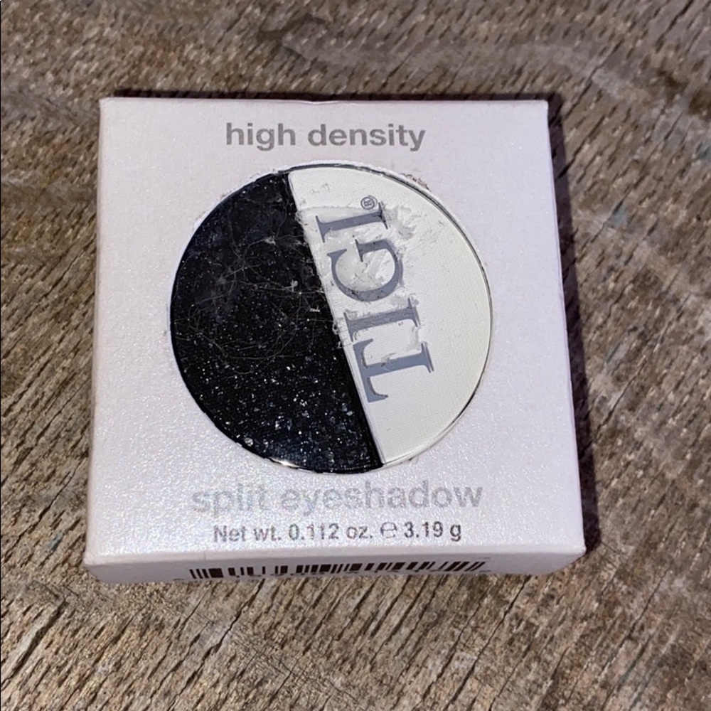 TiGi high density split eyeshadow